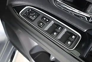 Used 2015 Mitsubishi Outlander GX4h Grey - Interior and Exterior details 20