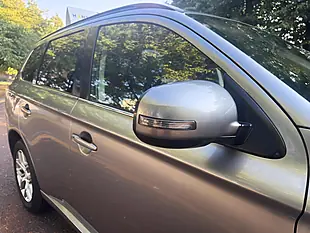 Used 2015 Mitsubishi Outlander GX4h Grey - Interior and Exterior details 14