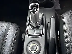 Used 2015 Mitsubishi Outlander GX4h White - Interior and Exterior details 14