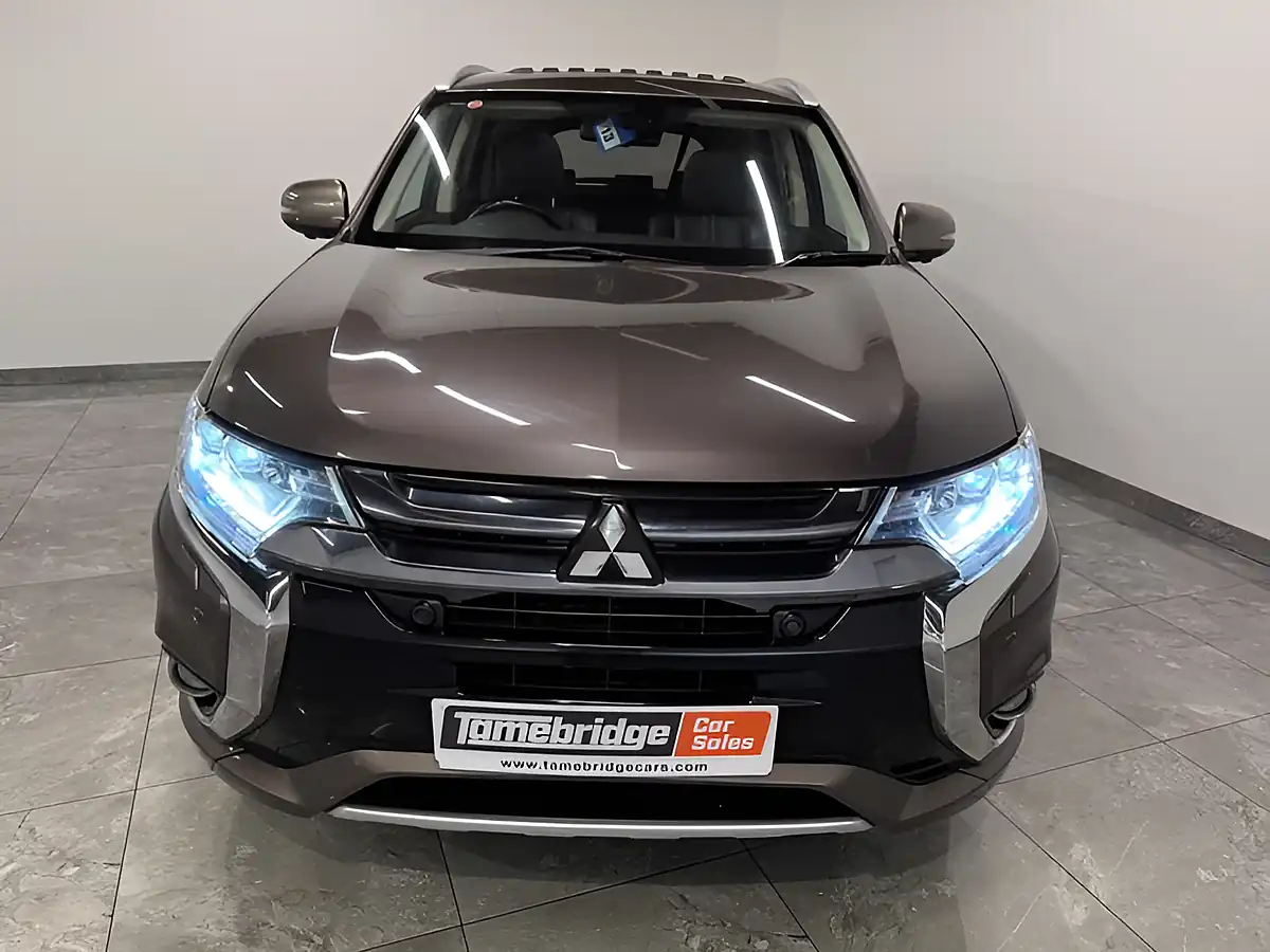 Used 2015 Mitsubishi Outlander GX4hs Brown - Interior and Exterior details 3