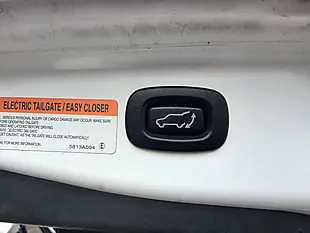 Used 2015 Mitsubishi Outlander GX4S White - Interior and Exterior details 11