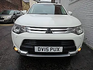Used 2015 Mitsubishi Outlander GX4S White - Interior and Exterior details 14