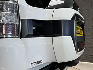 Used 2015 Mitsubishi Shogun SG3 White - Interior and Exterior details 4
