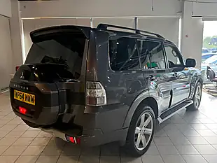 Used 2015 Mitsubishi Shogun SG4 Grey - Interior and Exterior details 9