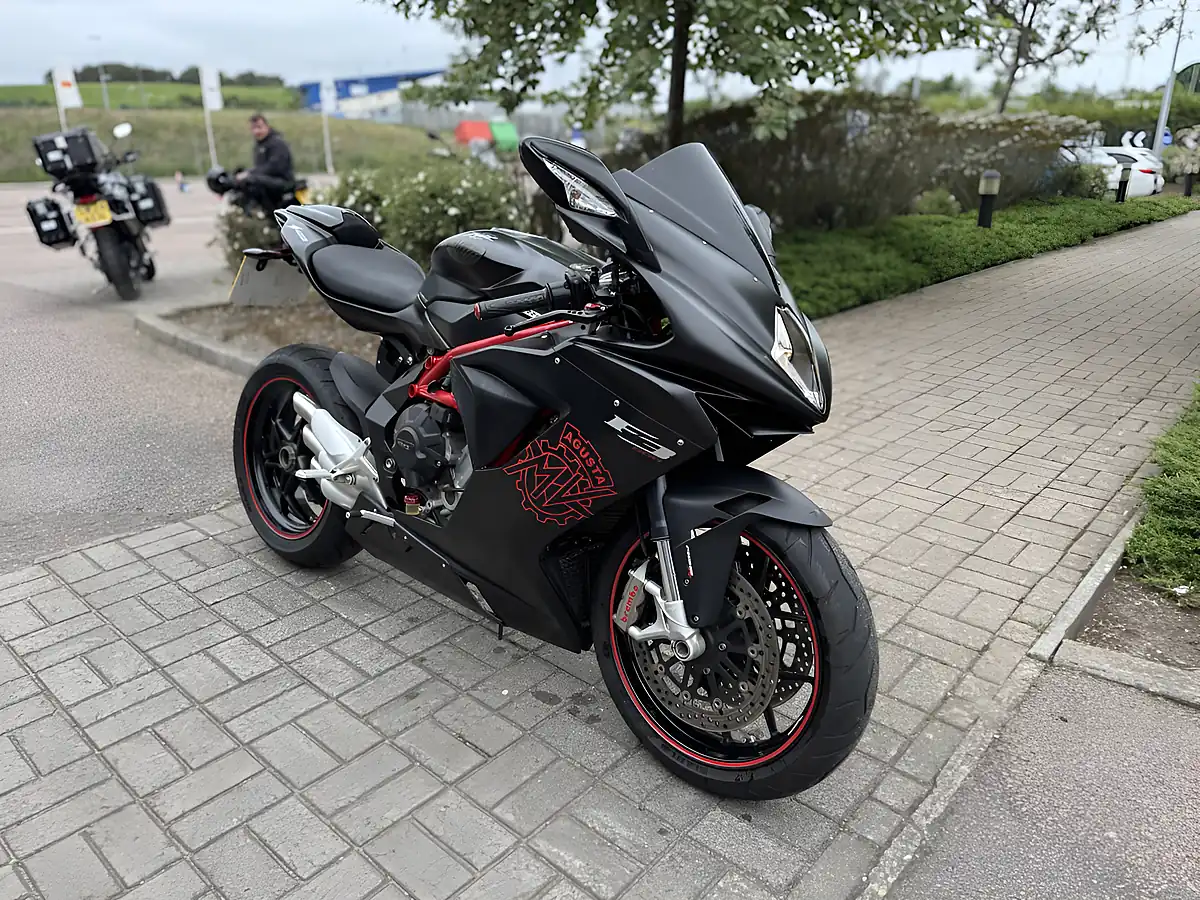 Used 2015 Mv Agusta F3 800 Eas Black - Interior and Exterior details 3