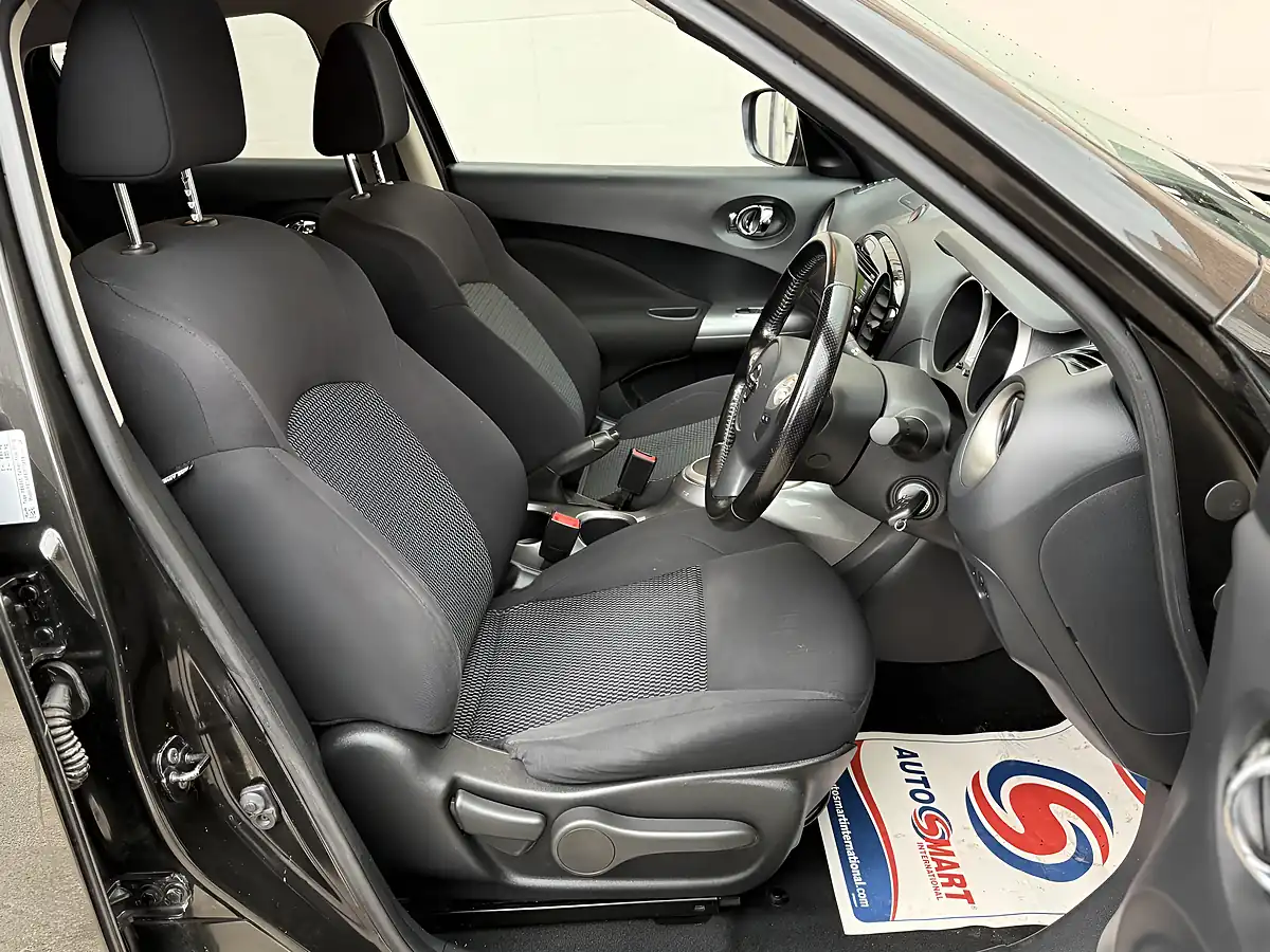Used 2015 Nissan Juke Acenta Black - Interior and Exterior details 12