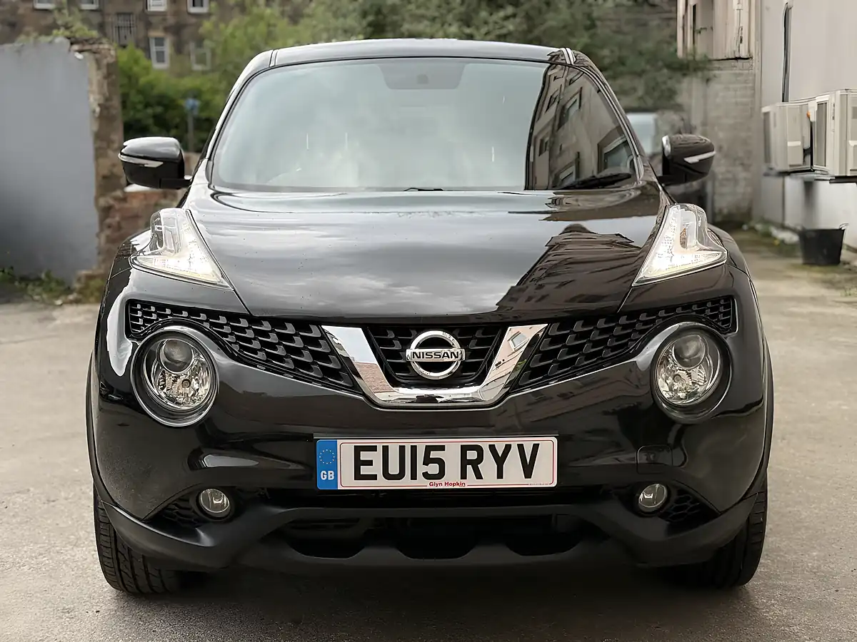 Used 2015 Nissan Juke Acenta Black - Interior and Exterior details 7