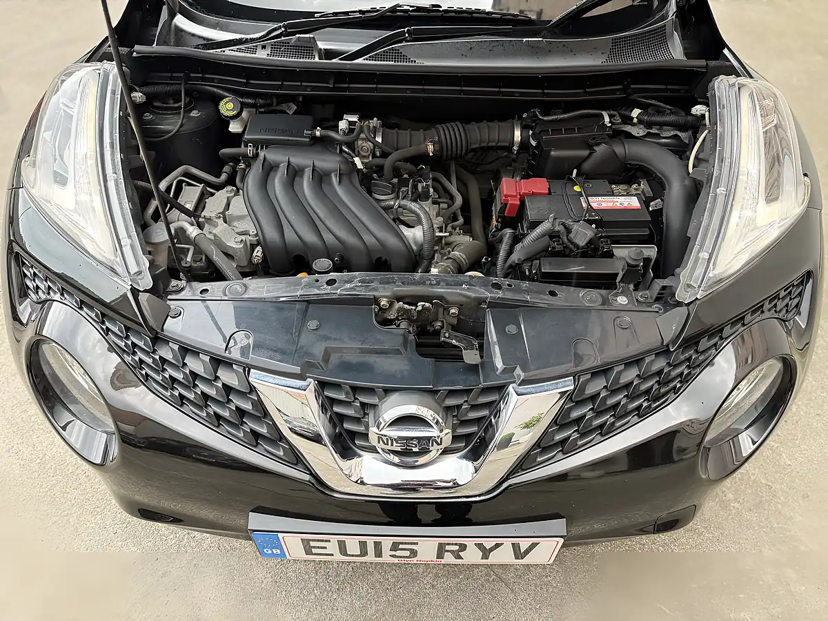 Used 2015 Nissan Juke Acenta Black - Interior and Exterior details 9