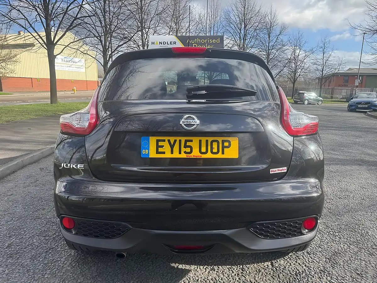 Used 2015 Nissan Juke Acenta Black - Interior and Exterior details 7