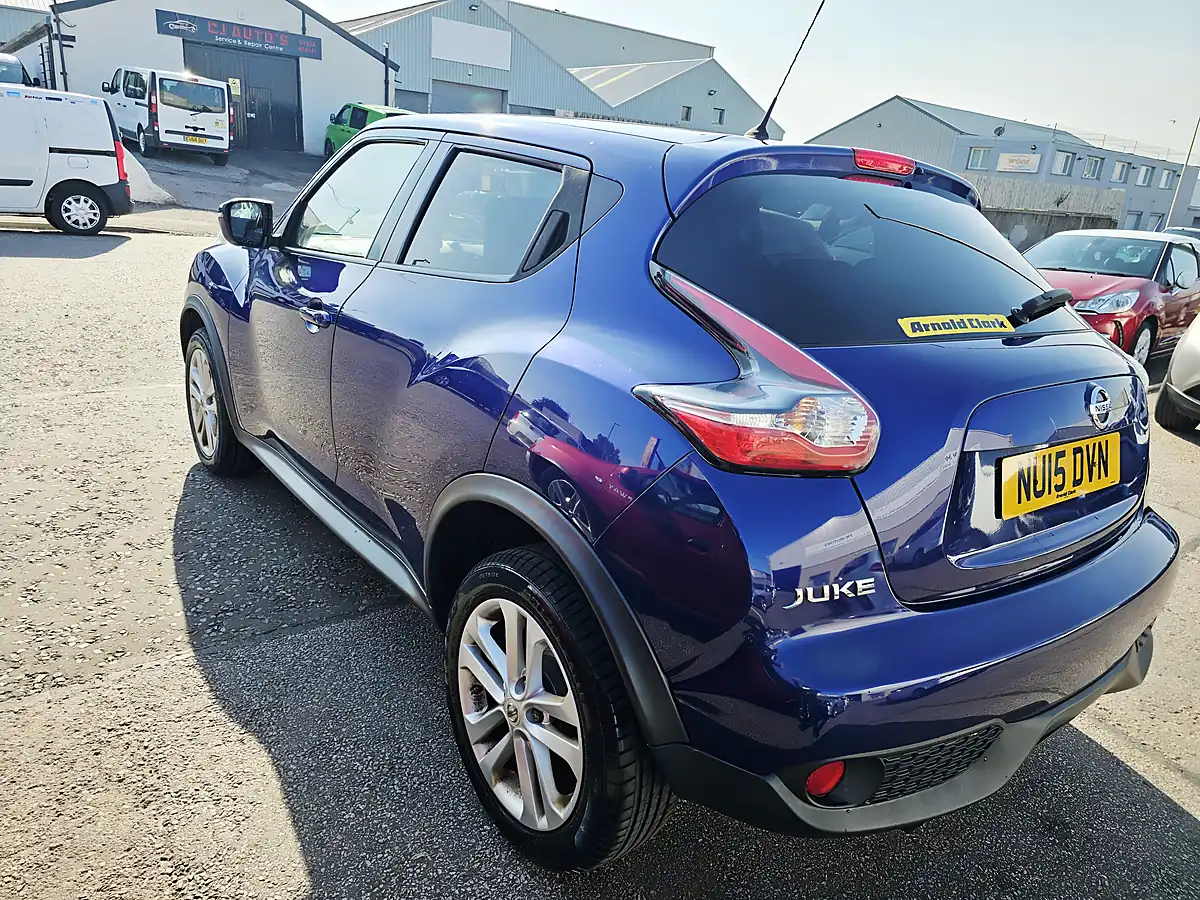 Used 2015 Nissan Juke Acenta Blue - Interior and Exterior details 2