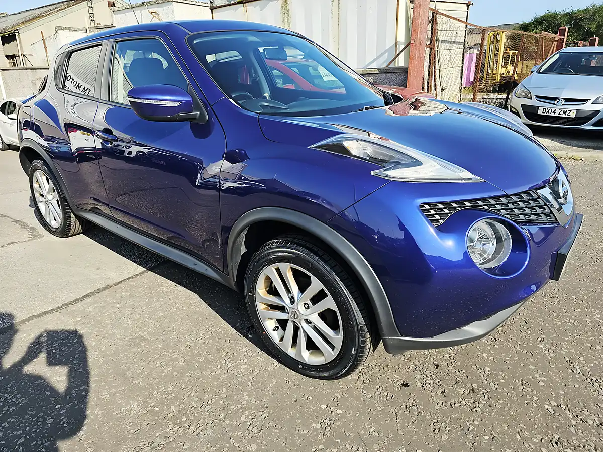 Used 2015 Nissan Juke Acenta Blue - Interior and Exterior details 5