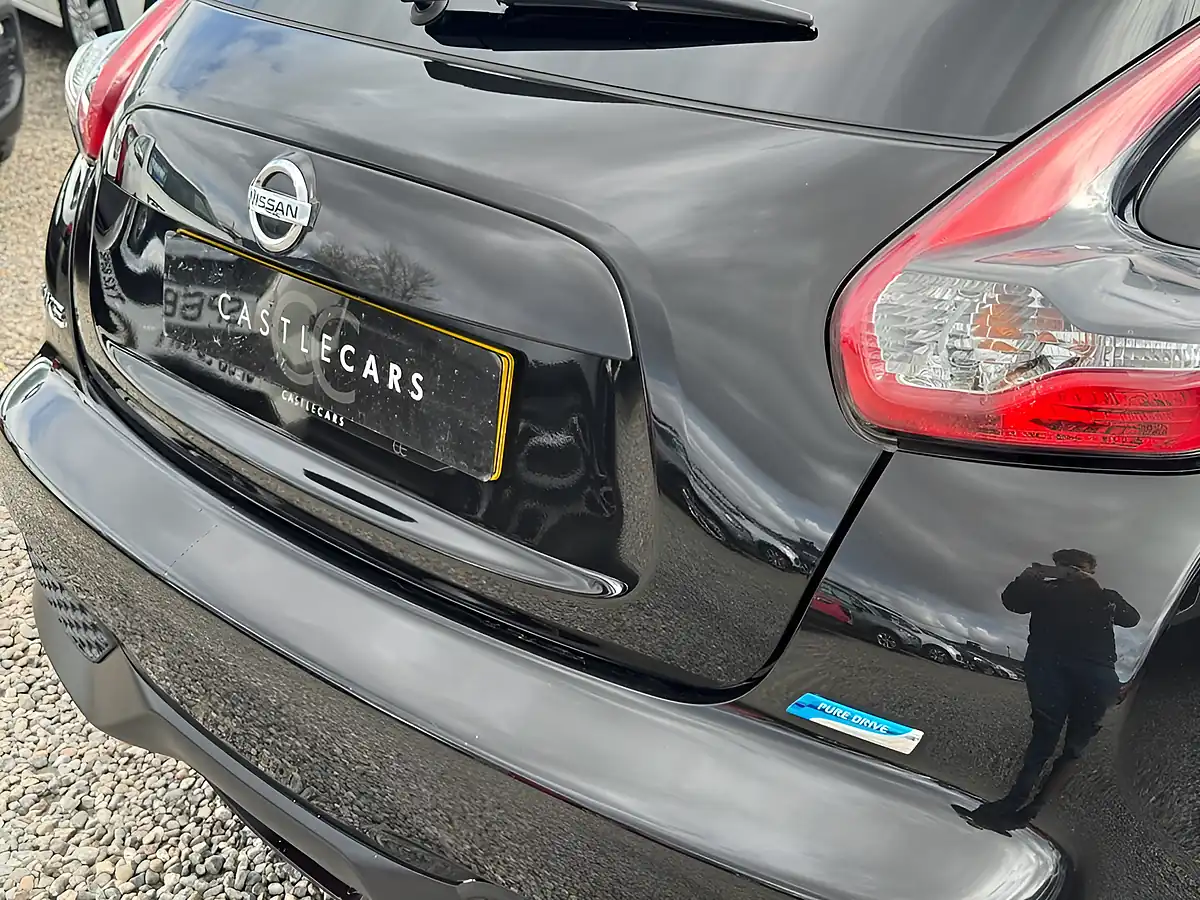 Used 2015 Nissan Juke Acenta Premium Black - Interior and Exterior details 8