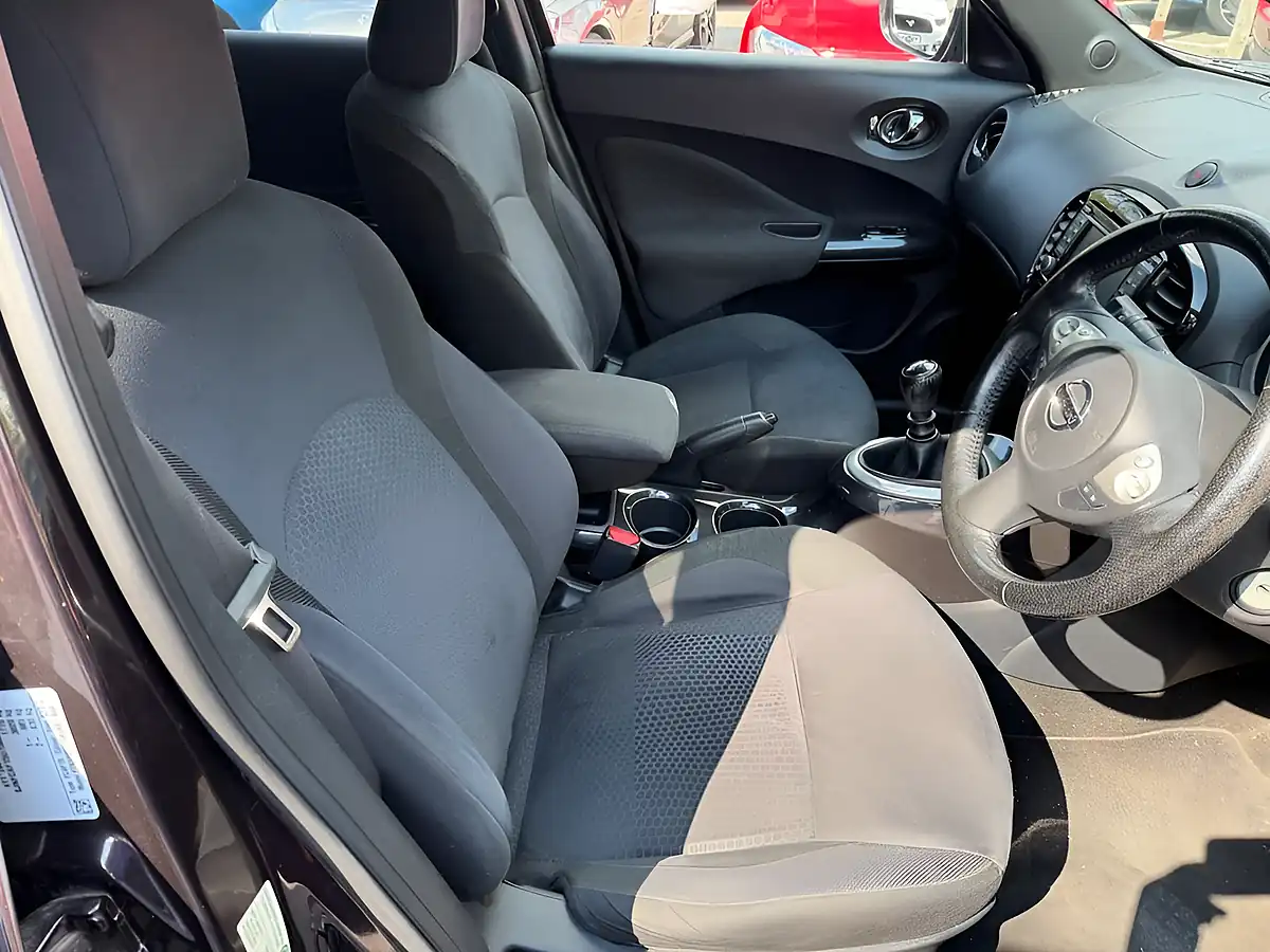 Used 2015 Nissan Juke Acenta Premium Black - Interior and Exterior details 10