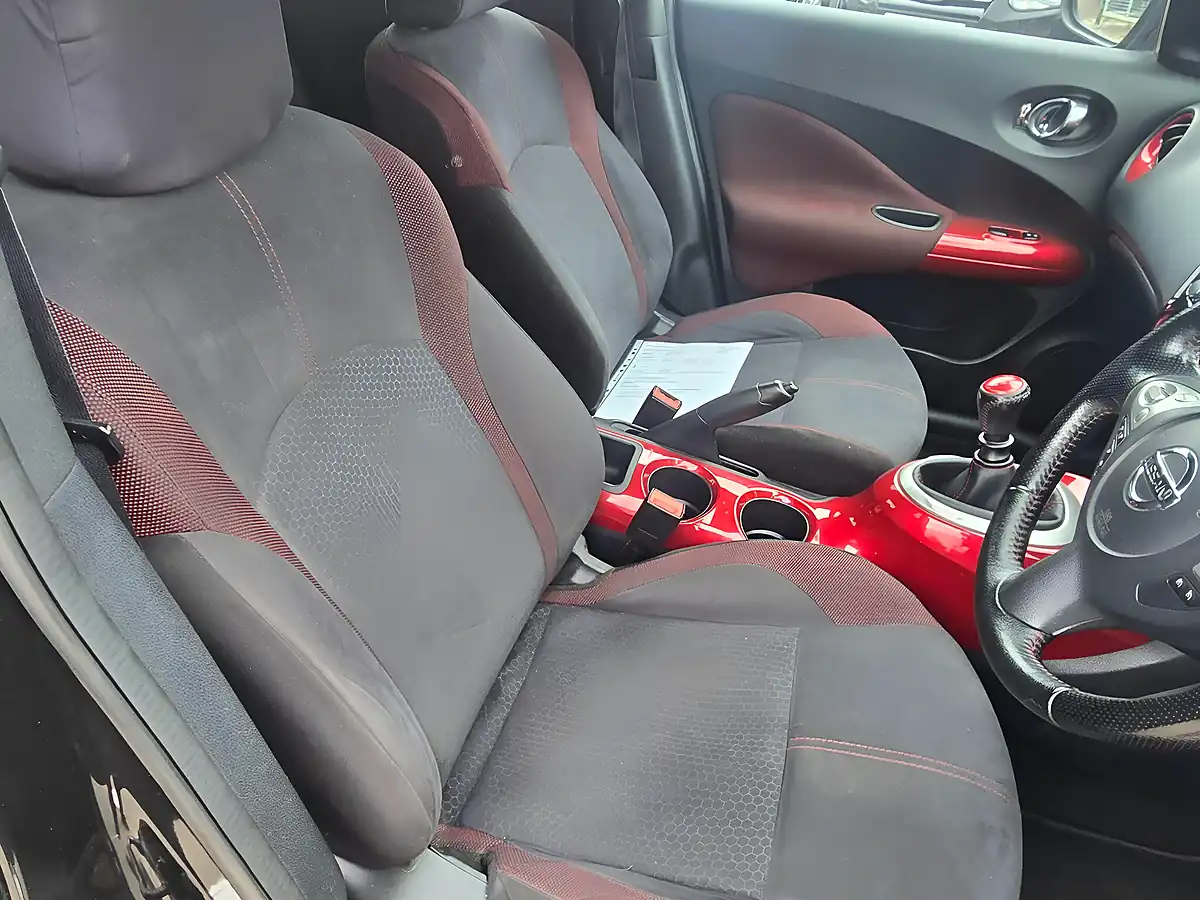 Used 2015 Nissan Juke Acenta Premium Black - Interior and Exterior details 12