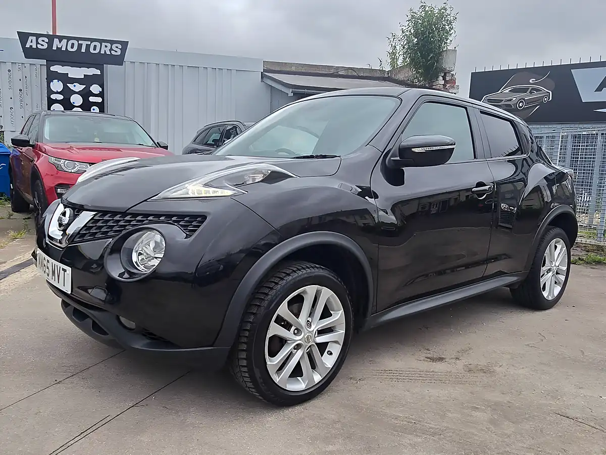 Used 2015 Nissan Juke Acenta Premium Black - Interior and Exterior details 3