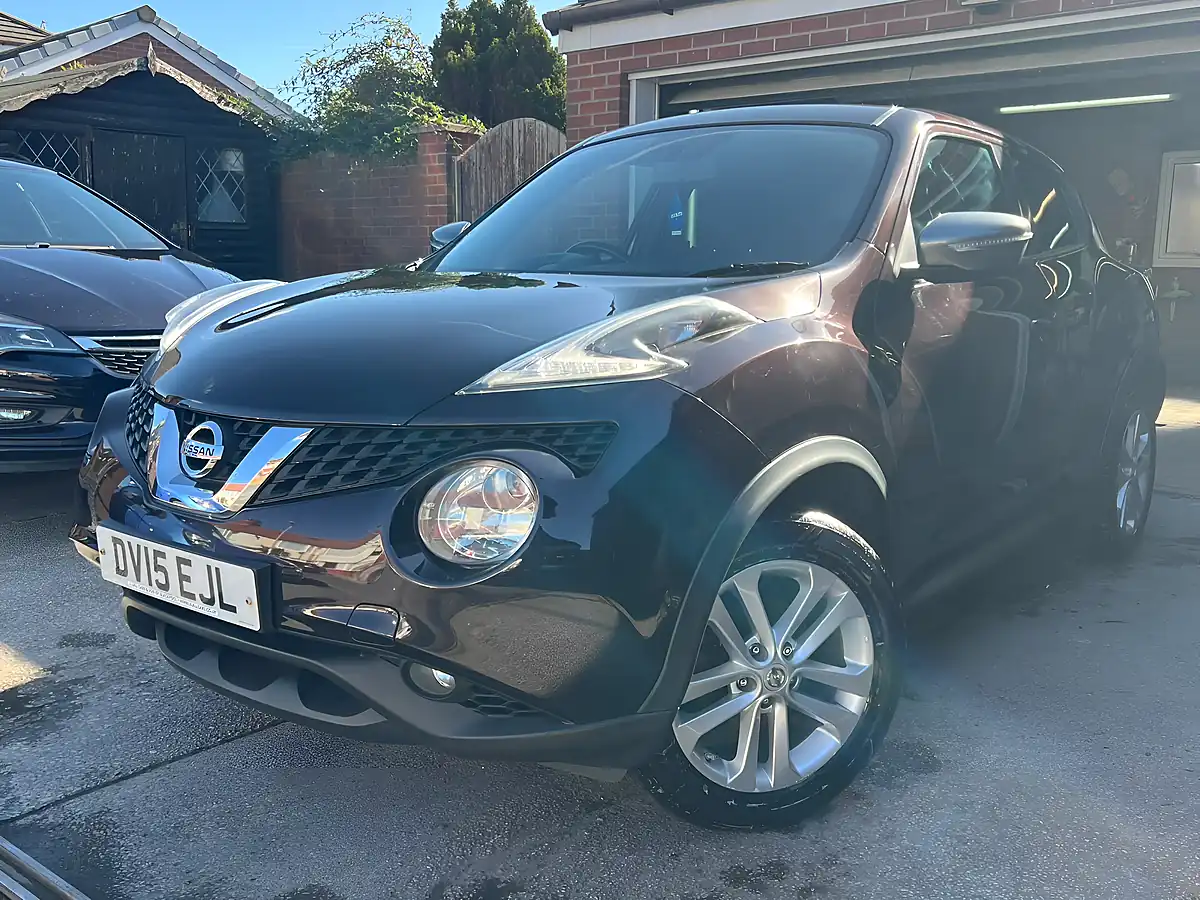 Used 2015 Nissan Juke Acenta Premium Black - Interior and Exterior details 2