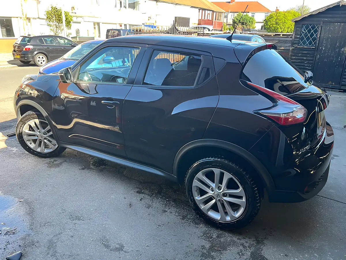 Used 2015 Nissan Juke Acenta Premium Black - Interior and Exterior details 4