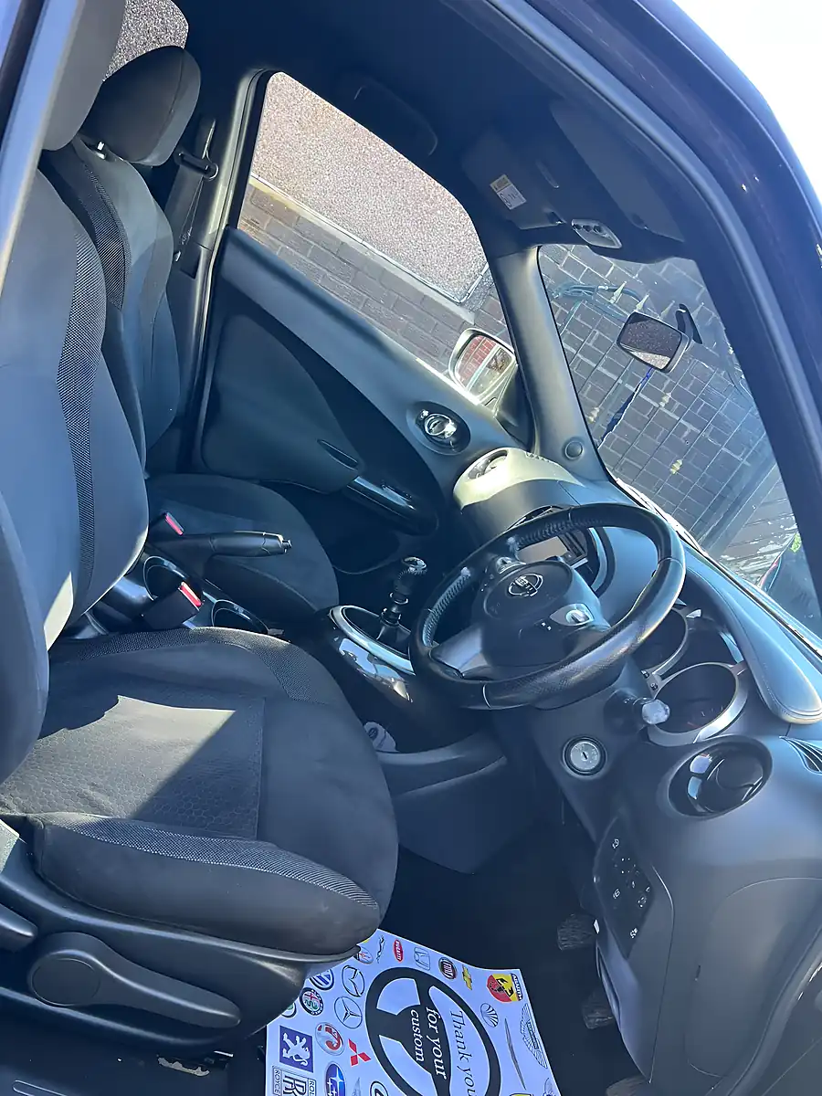 Used 2015 Nissan Juke Acenta Premium Black - Interior and Exterior details 6