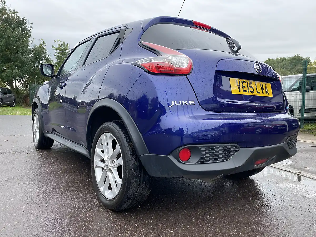 Used 2015 Nissan Juke Acenta Premium Blue - Interior and Exterior details 10
