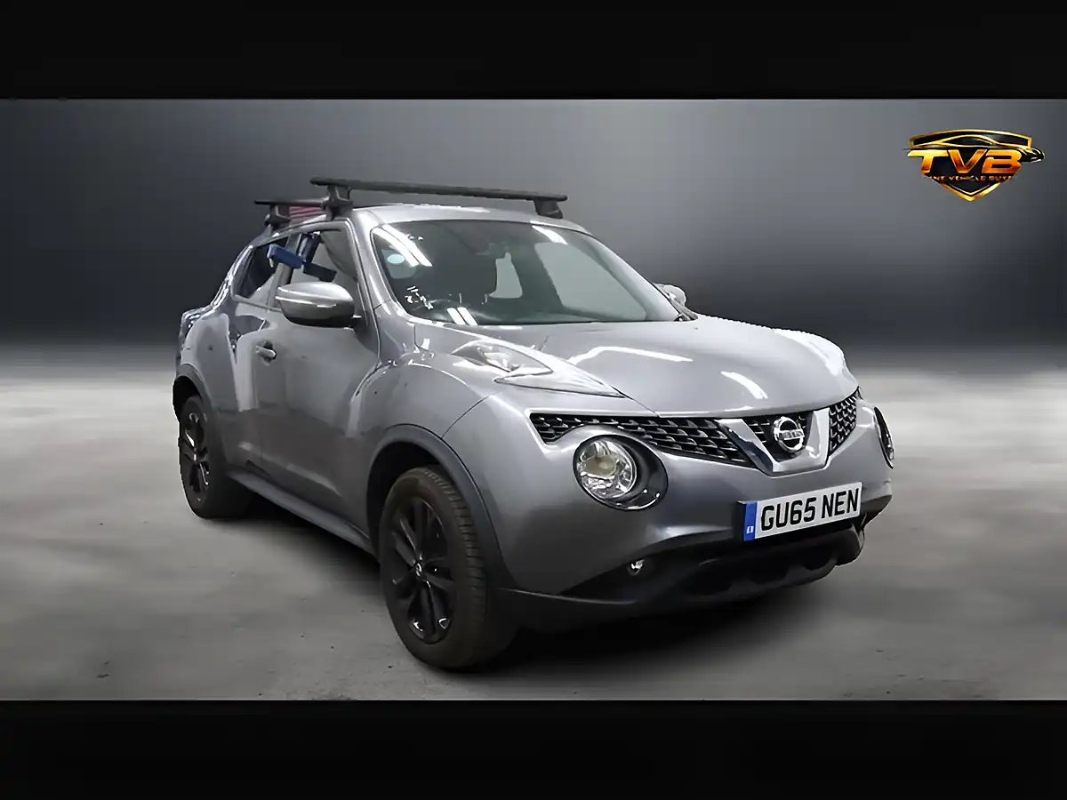 Used 2015 Nissan Juke Acenta Premium Grey - Front View