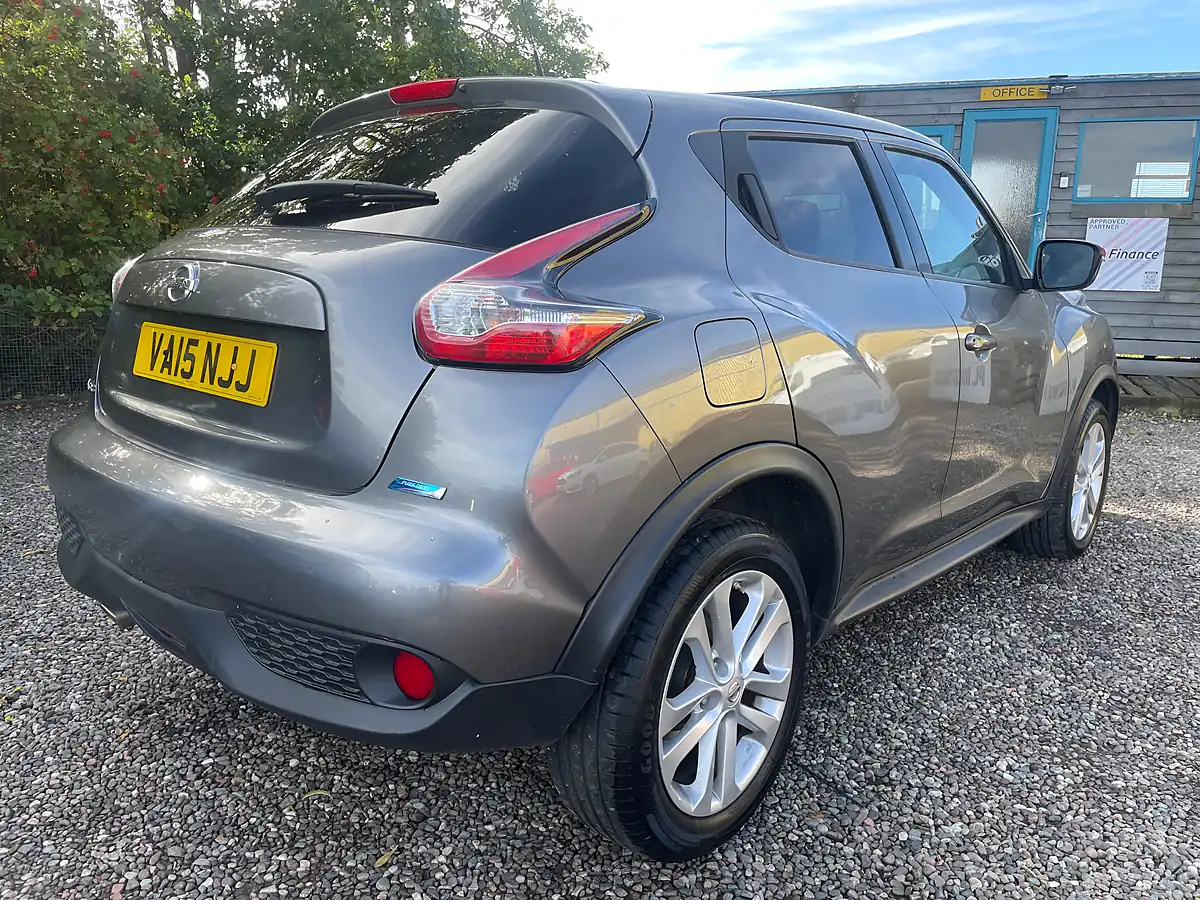 Used 2015 Nissan Juke Acenta Premium Grey - Interior and Exterior details 3