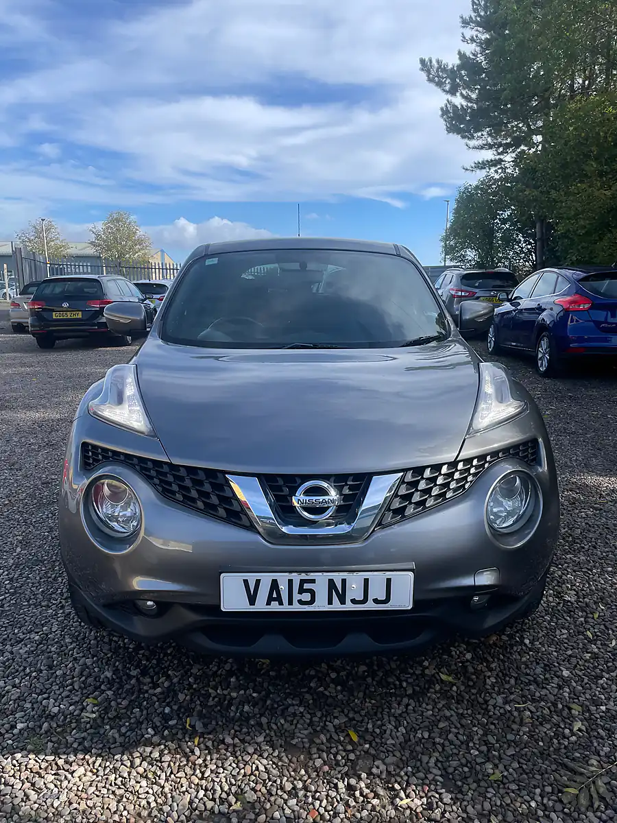 Used 2015 Nissan Juke Acenta Premium Grey - Interior and Exterior details 9