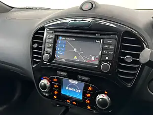 Used 2015 Nissan Juke Acenta Premium Ink Blue - Interior and Exterior details 10