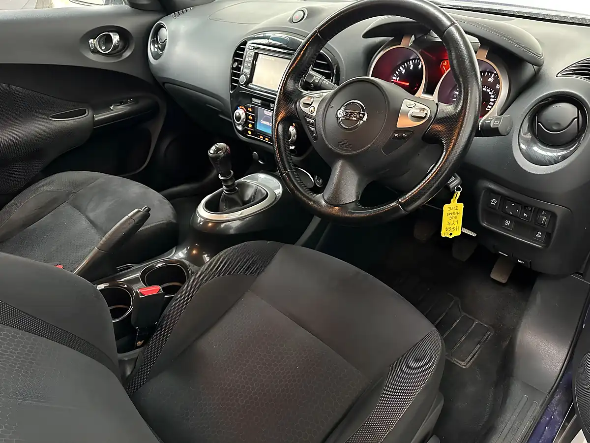 Used 2015 Nissan Juke Acenta Premium Ink Blue - Interior and Exterior details 3