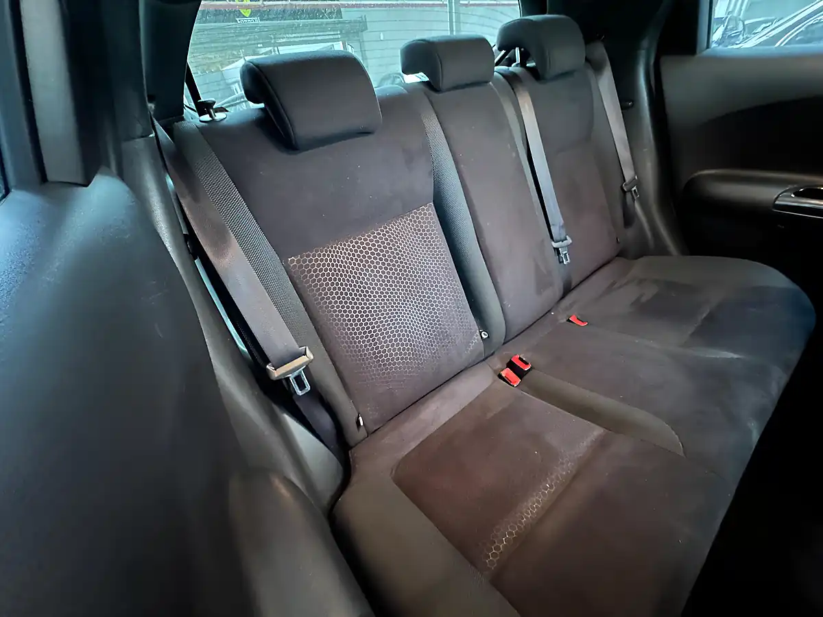 Used 2015 Nissan Juke Acenta Premium Ink Blue - Interior and Exterior details 8