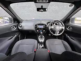Used 2015 Nissan Juke Acenta Premium Ink Blue Pearl - Interior and Exterior details 13