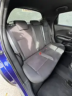 Used 2015 Nissan Juke Acenta Premium Ink Blue Pearl - Interior and Exterior details 16