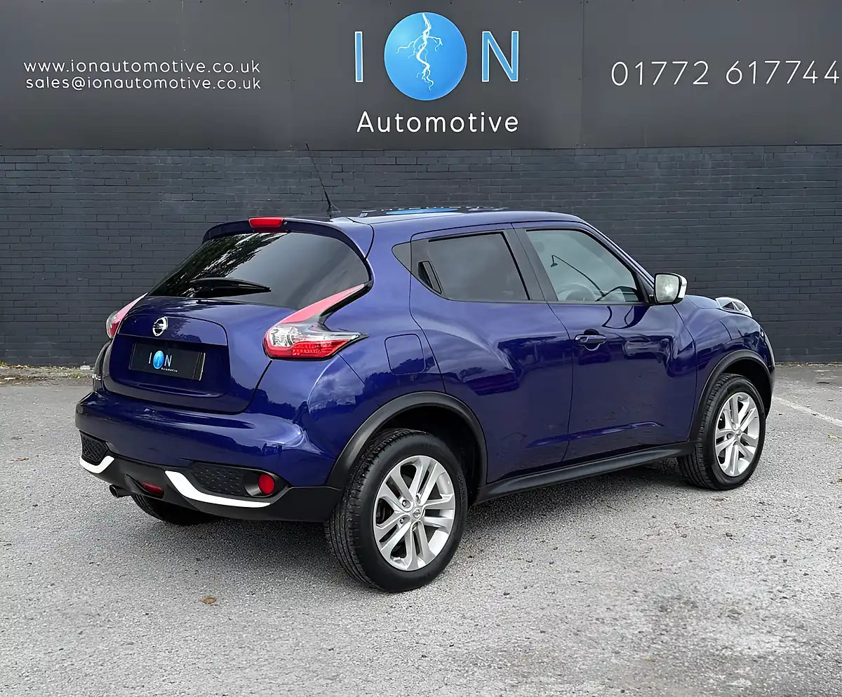 Used 2015 Nissan Juke Acenta Premium Ink Blue Pearl - Interior and Exterior details 2