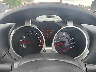 Used 2015 Nissan Juke Acenta Premium Red - Interior and Exterior details 10