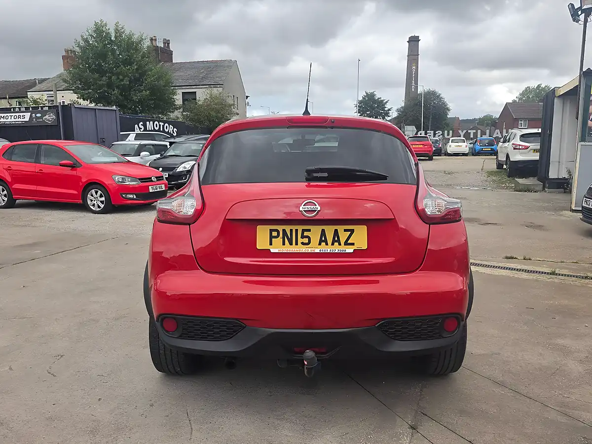 Used 2015 Nissan Juke Acenta Premium Red - Interior and Exterior details 6