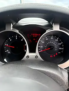 Used 2015 Nissan Juke Acenta Premium Red - Interior and Exterior details 11