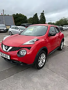 Used 2015 Nissan Juke Acenta Premium Red - Interior and Exterior details 2