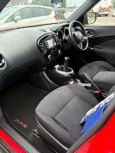 Used 2015 Nissan Juke Acenta Premium Red - Interior and Exterior details 5