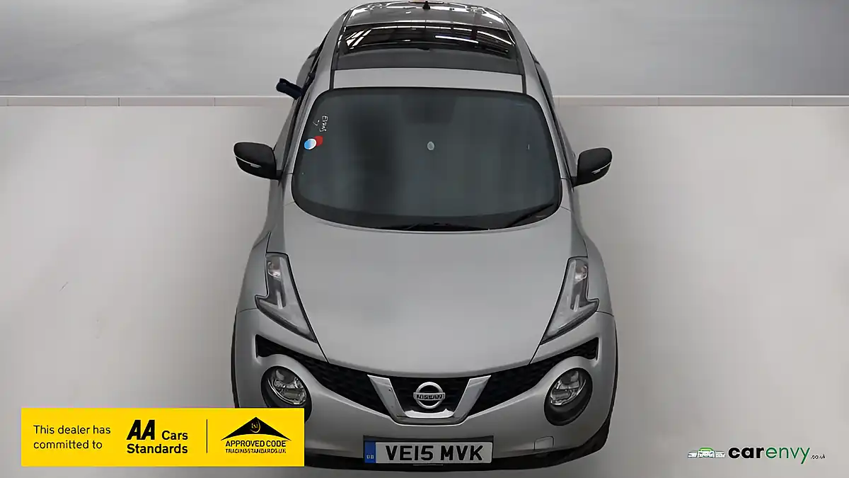 Used 2015 Nissan Juke Acenta Premium Silver - Interior and Exterior details 7