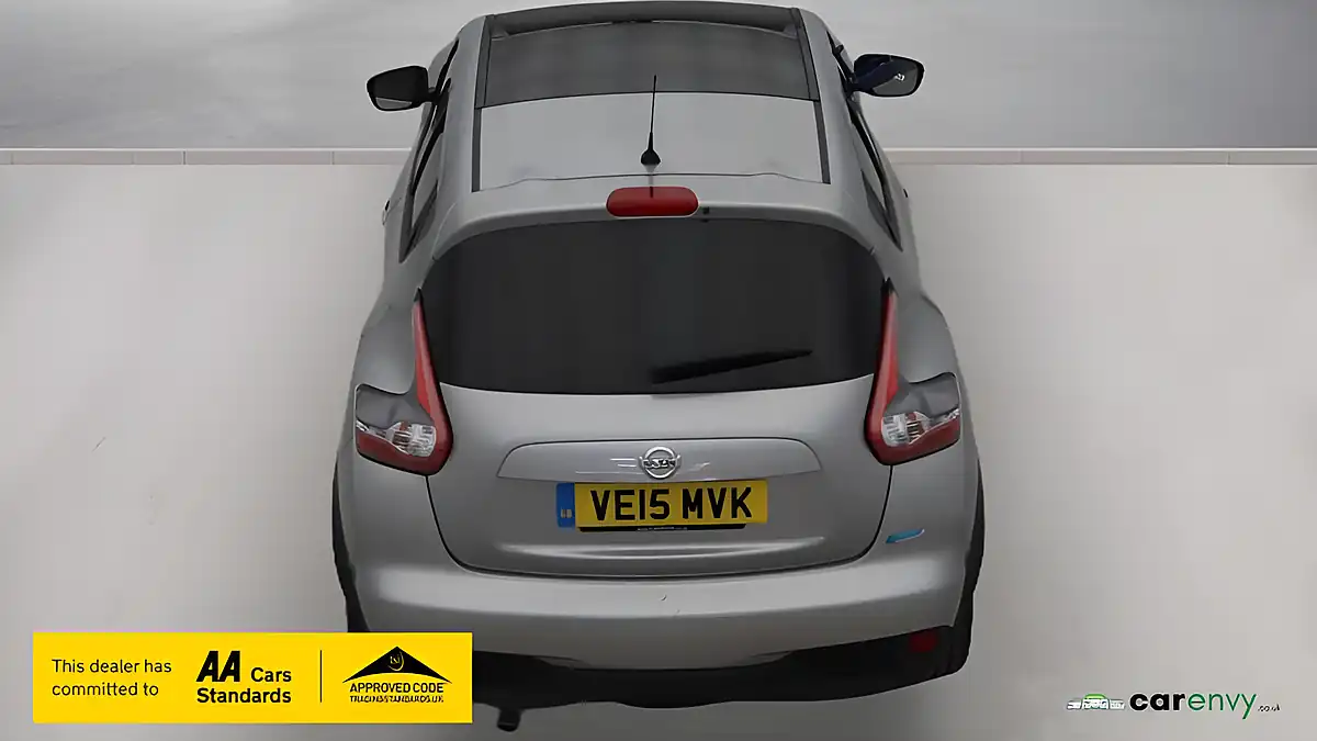 Used 2015 Nissan Juke Acenta Premium Silver - Interior and Exterior details 8