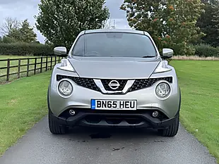 Used 2015 Nissan Juke Acenta Premium Silver - Interior and Exterior details 10