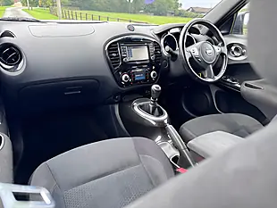 Used 2015 Nissan Juke Acenta Premium Silver - Interior and Exterior details 11