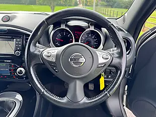 Used 2015 Nissan Juke Acenta Premium Silver - Interior and Exterior details 17