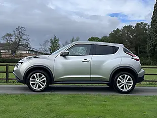 Used 2015 Nissan Juke Acenta Premium Silver - Interior and Exterior details 7