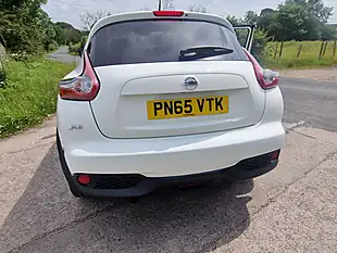 Used 2015 Nissan Juke Acenta Premium White - Interior and Exterior details 8