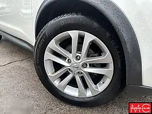Used 2015 Nissan Juke Acenta Premium White - Interior and Exterior details 2