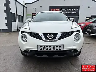 Used 2015 Nissan Juke Acenta Premium White - Interior and Exterior details 4