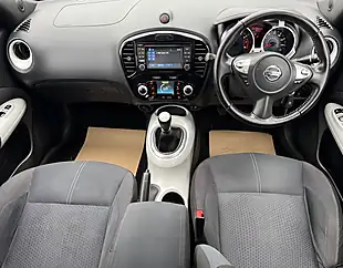 Used 2015 Nissan Juke Acenta Premium White - Interior and Exterior details 12