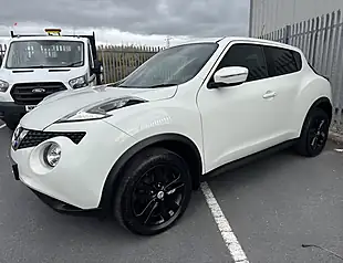 Used 2015 Nissan Juke Acenta Premium White - Interior and Exterior details 2