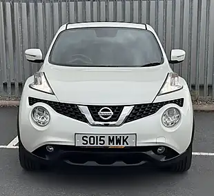 Used 2015 Nissan Juke Acenta Premium White - Interior and Exterior details 3