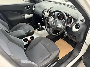 Used 2015 Nissan Juke Acenta Premium White - Interior and Exterior details 9
